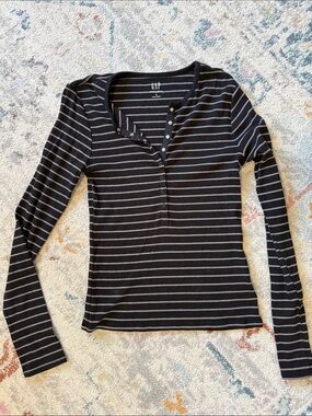 GAP Black and Gray Striped Henley Long Sleeve Top